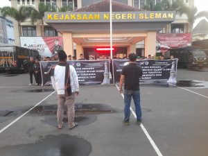 ARPI apresiasi dan meminta kejari terus usut kasus dana hibah sampai tuntas. ARPI pertanyakan, Kenapa tersangka belum ditahan ????